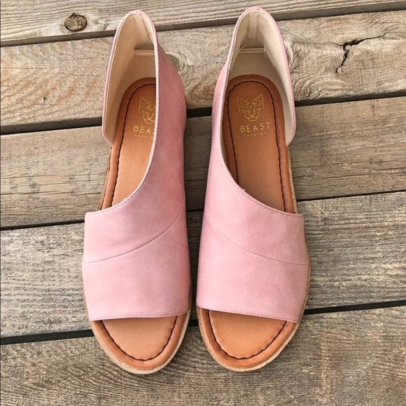 🆕LAST! Corey Blush Cut Out Flats - Picture 4 of 5